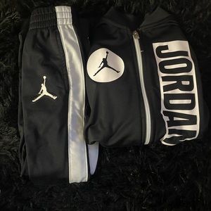 Kids Jordan tracksuit ! Perfect condition
